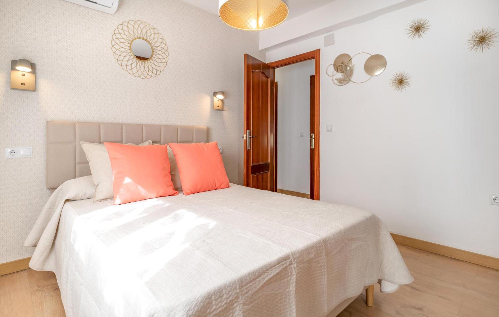 Nice In With Kitchen Malaga